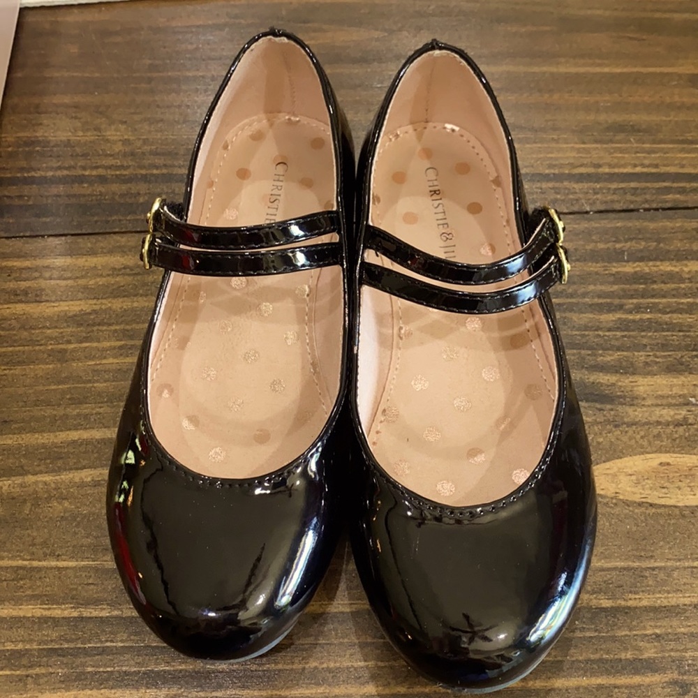 Black patent leather flats